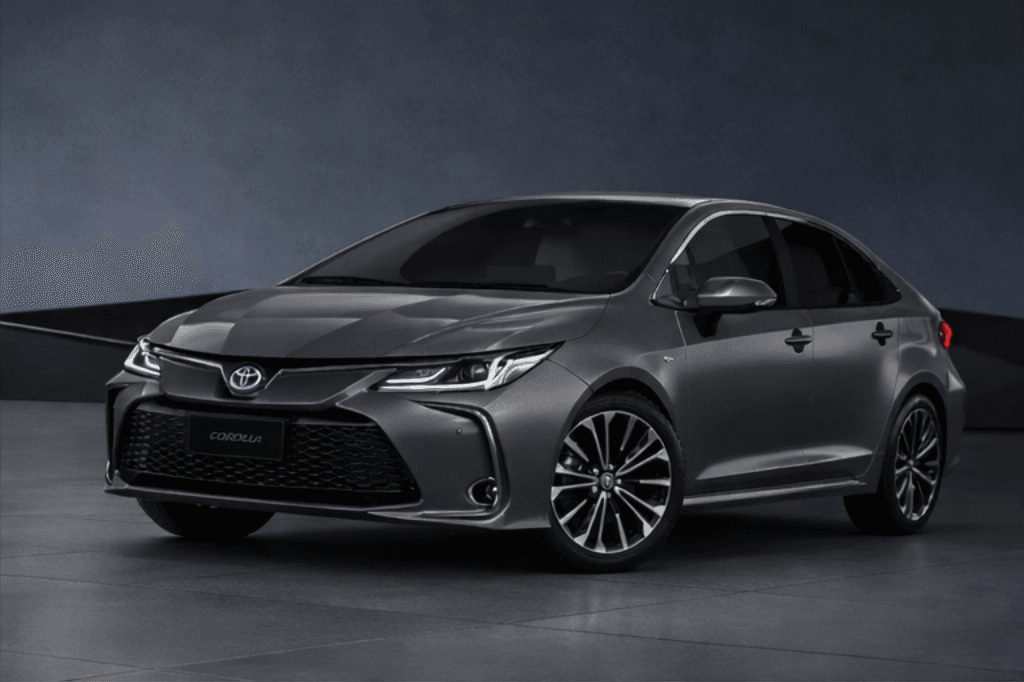 Toyota Corolla Híbrido 02 - frota ROCAS